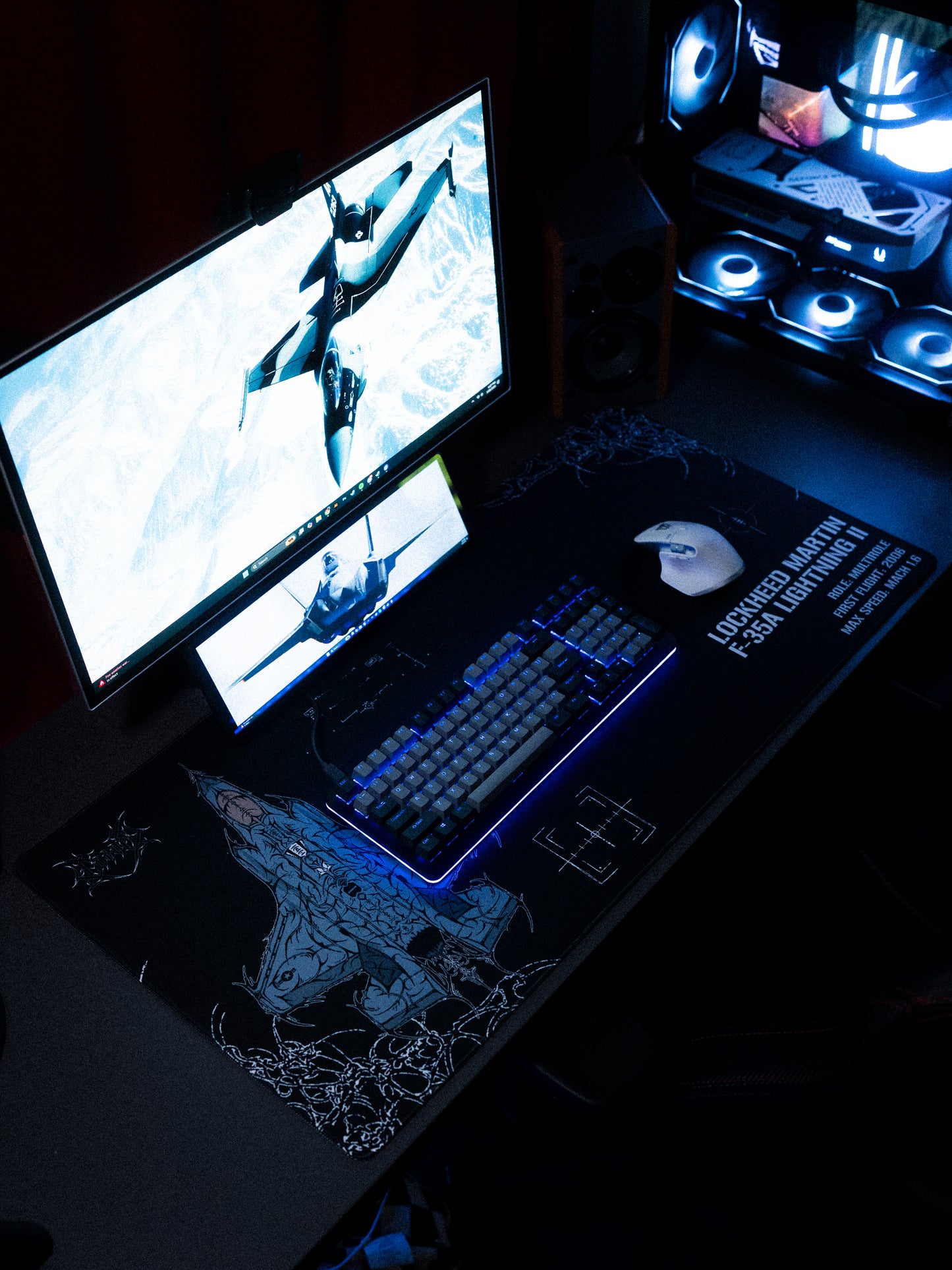 F-35A LIGHTNING II DESK MAT