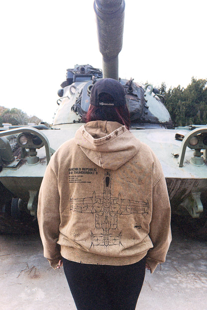 A-10 THUNDERBOLT II "WARTHOG" WASHED HOODIE - DESERT BROWN