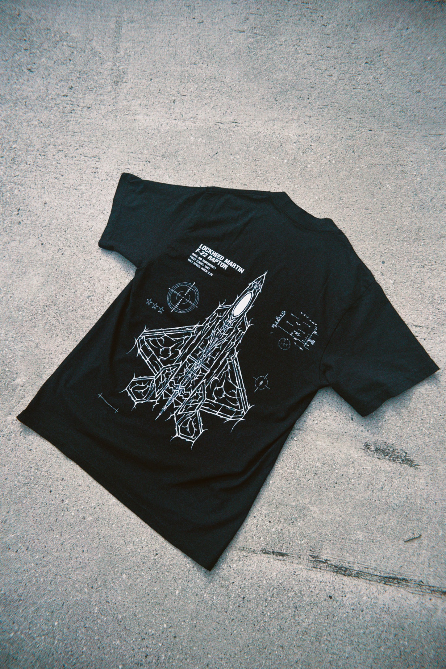 F-22 RAPTOR CYBERSIGILISM T-SHIRT